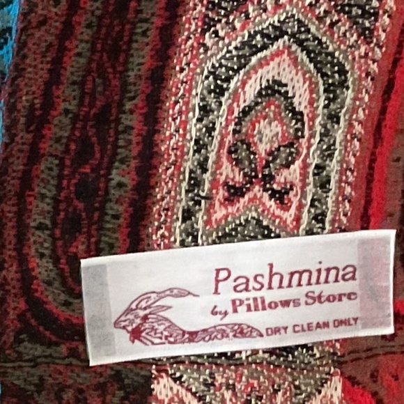 NWT REVERSIBLE PASHMINA WOOL SCARF - Picture 9 of 9
